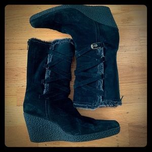 Stuart Weiztman Black suede Winter  boots 👢